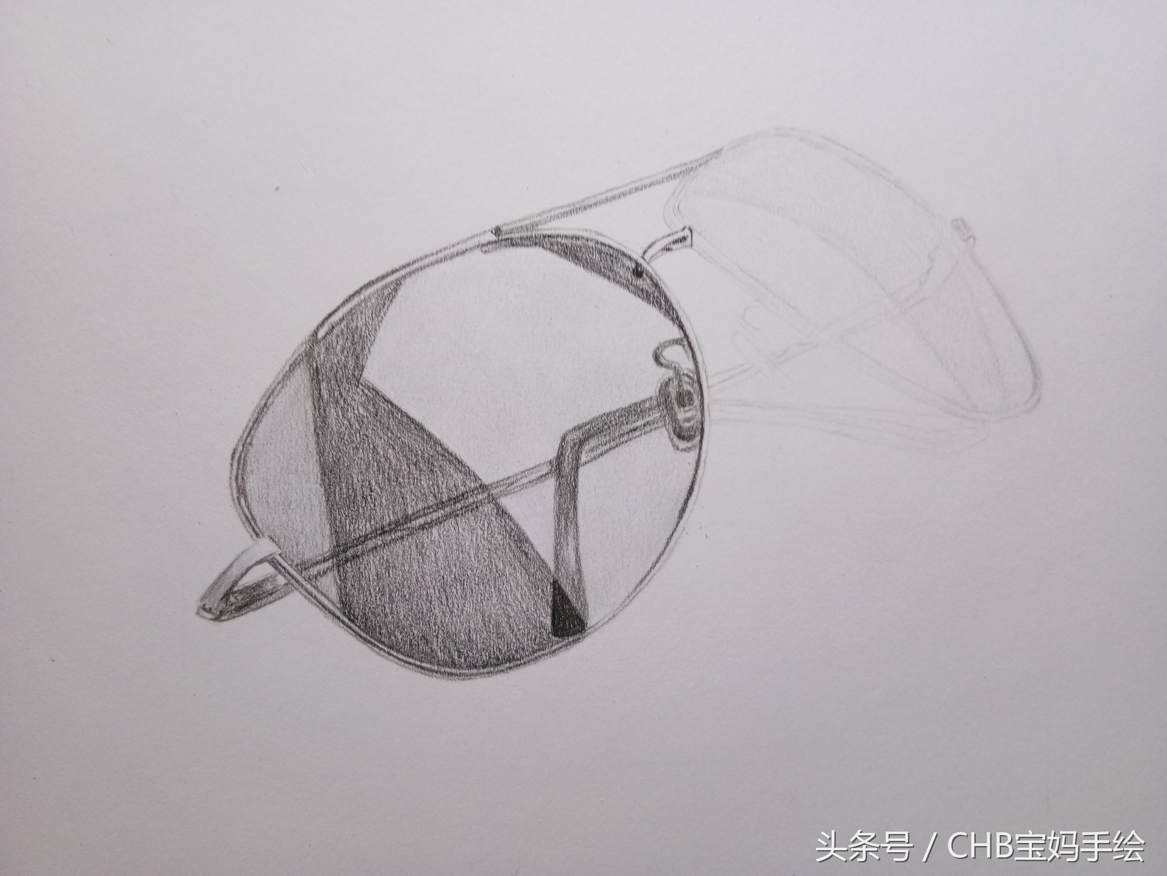 彩铅怎么画眼睛又简单又漂亮,彩铅上色眼镜