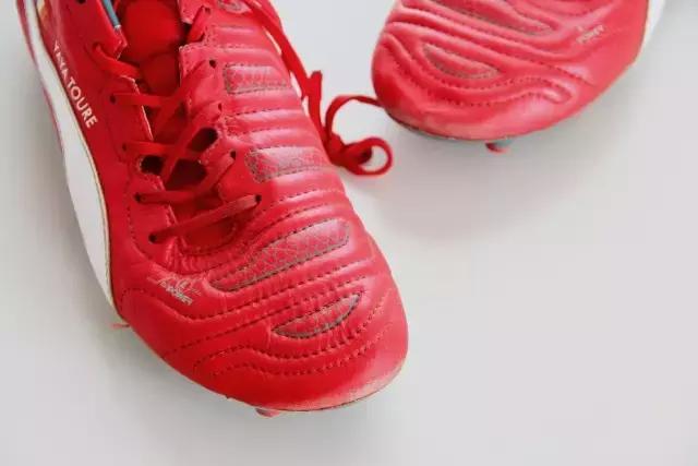 亚亚图雷打什么位置,亚亚图雷表演