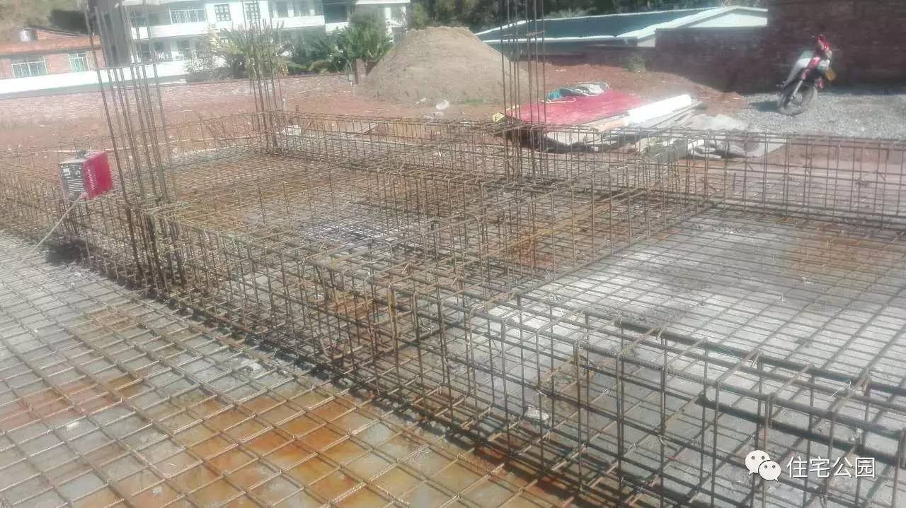 软地基怎样做才牢固,地基怎么做最牢固又便宜