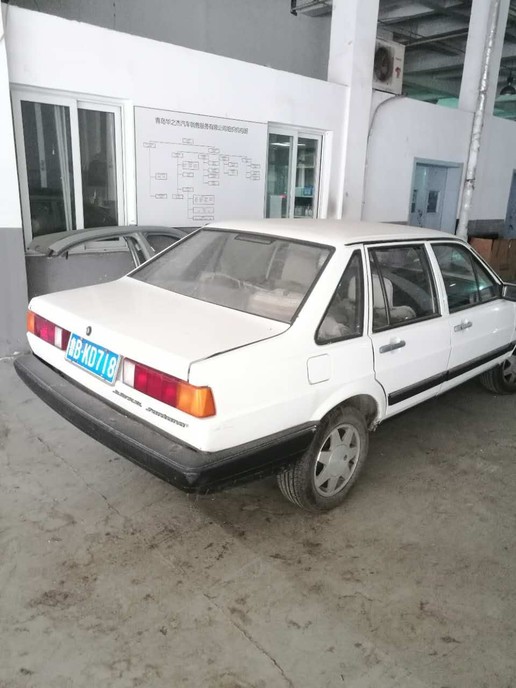 桑塔纳4万多,桑塔纳4000现在值多少钱