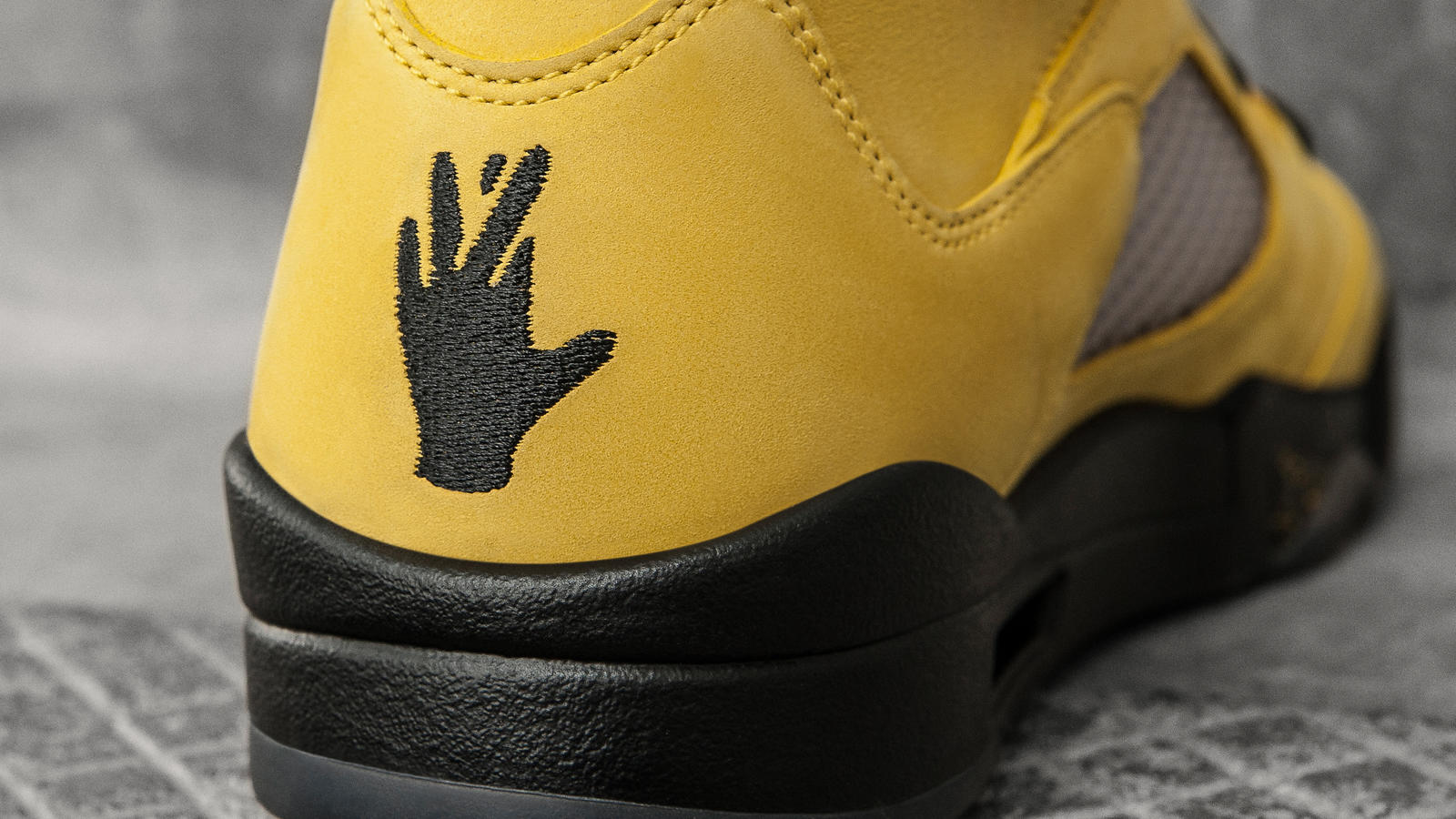 街霸｜江湖再见：AirJordan5FabFive