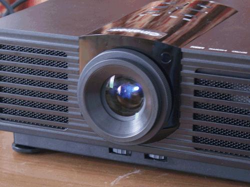 家用投影机通电开不了机,家用投影机维修方法