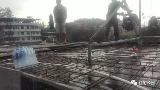 软地基怎样做才牢固,地基怎么做最牢固又便宜