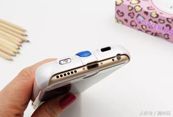 背夹式电池优缺点,背夹式电池实用吗