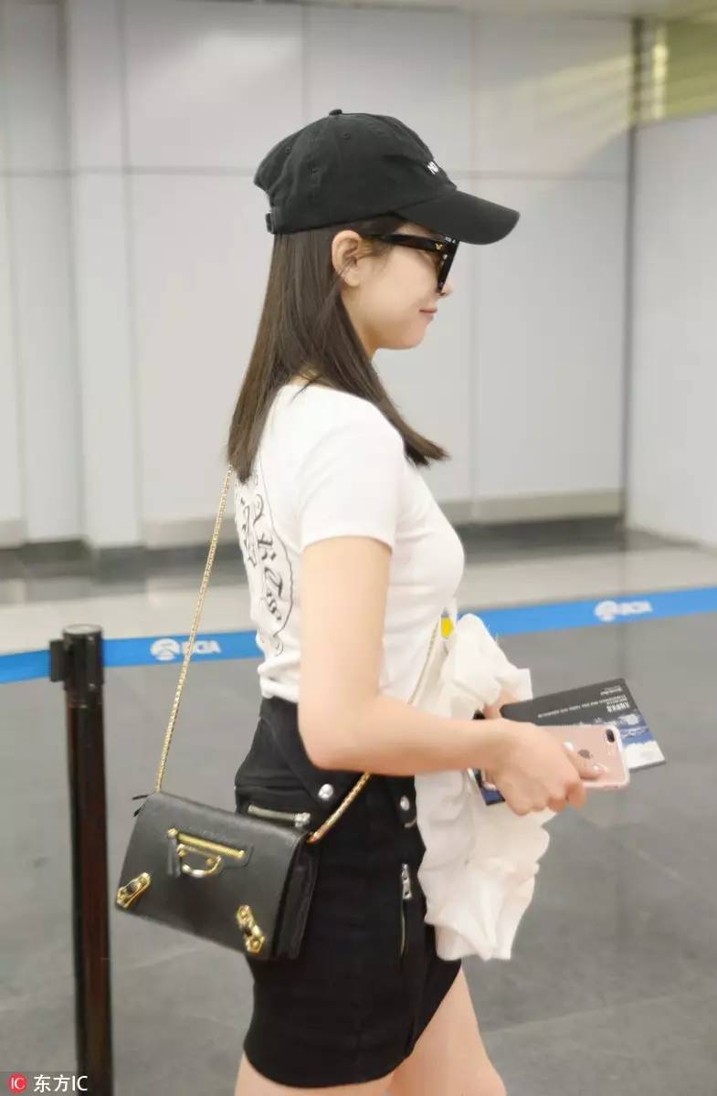 最近让我忍不住种草的小包全让宋茜给背了！关键还不贵