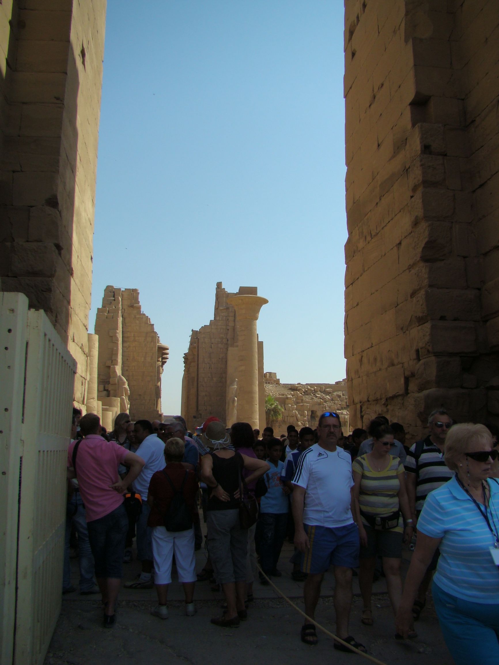 埃及三大著名的金字塔,埃及金字塔探秘纪录片