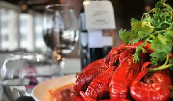 厦门深夜美食小龙虾,厦门小龙虾哪家最出名