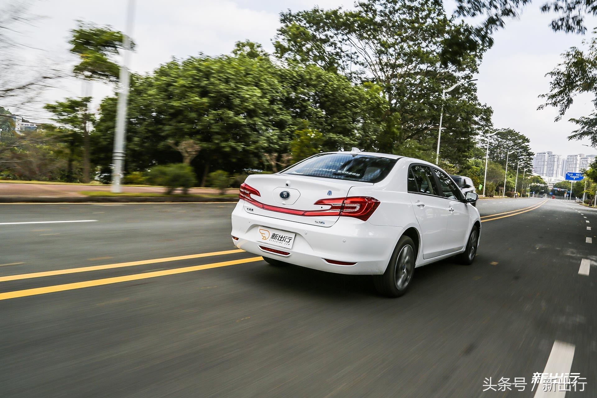 比亚迪秦100半个月深度长测升级的不仅仅是纯电续航里程