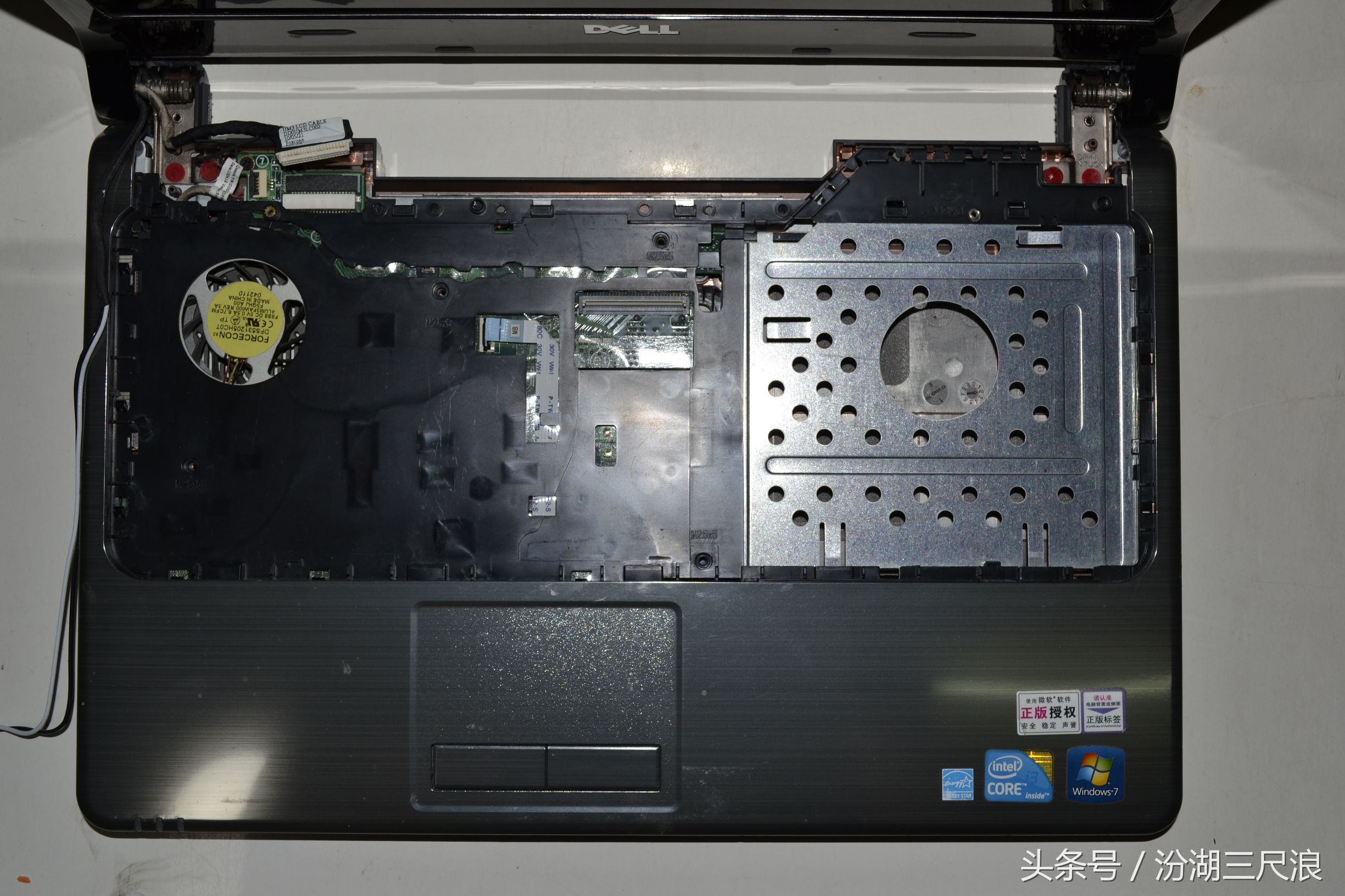 戴尔1464笔记本拆机研究图解