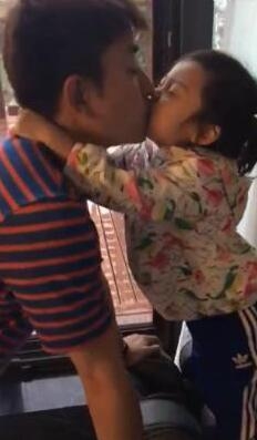 吴宗宪亲吻大女儿,吴宗宪吻大女儿