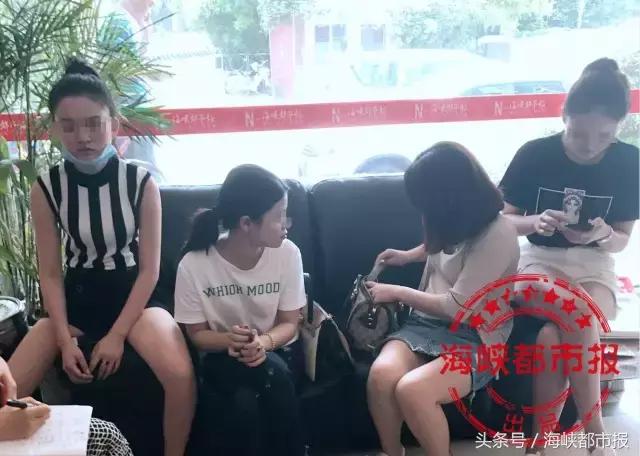 悲催三姐妹,悲惨三姐妹