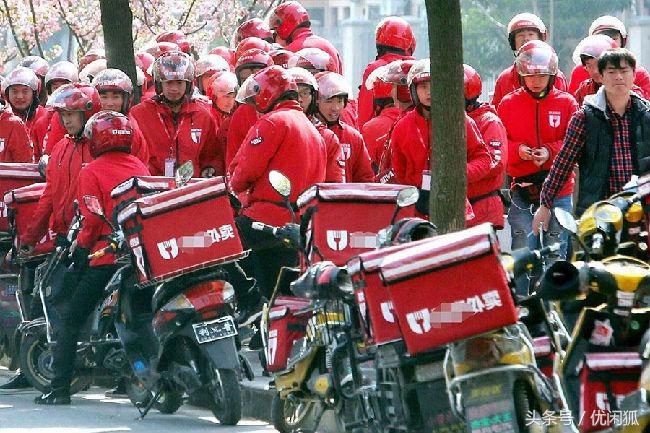 奶茶店太偏僻没生意怎么办,附近有了一家奶茶店还适合开吗