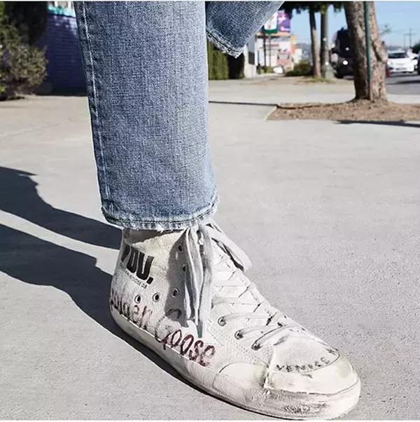 王炸同款鞋子,王炸溜冰鞋