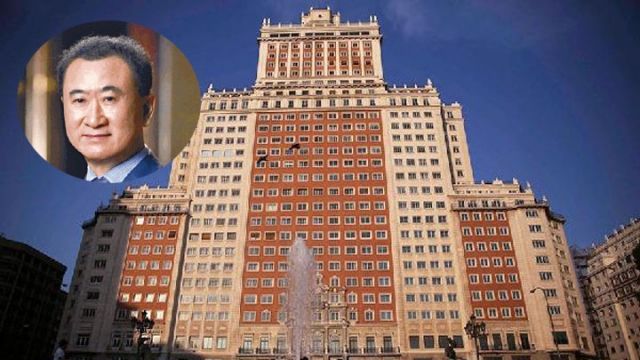 去西班牙，你想看被万达吞下去的大楼还是吐出来的大楼？