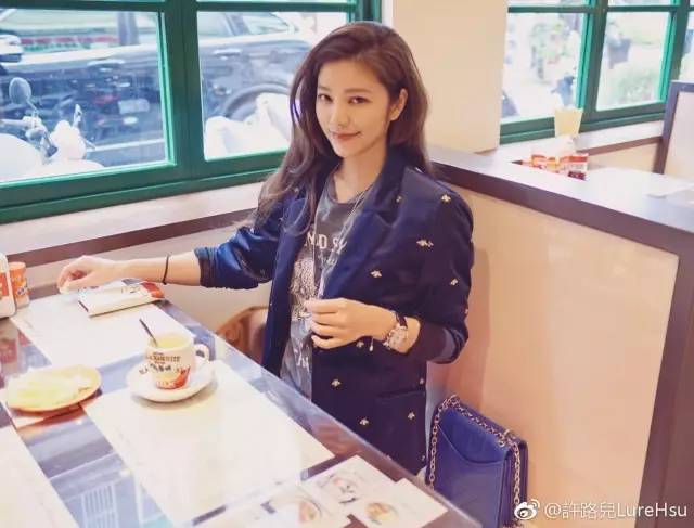 “你猜她几岁”,这个游戏实在是太扎心了!