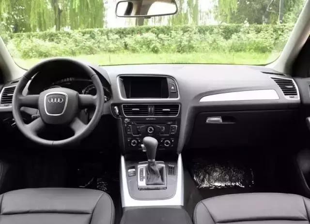 十年车龄的奥迪q5值得买吗,17万公里的奥迪q5还值得购买吗