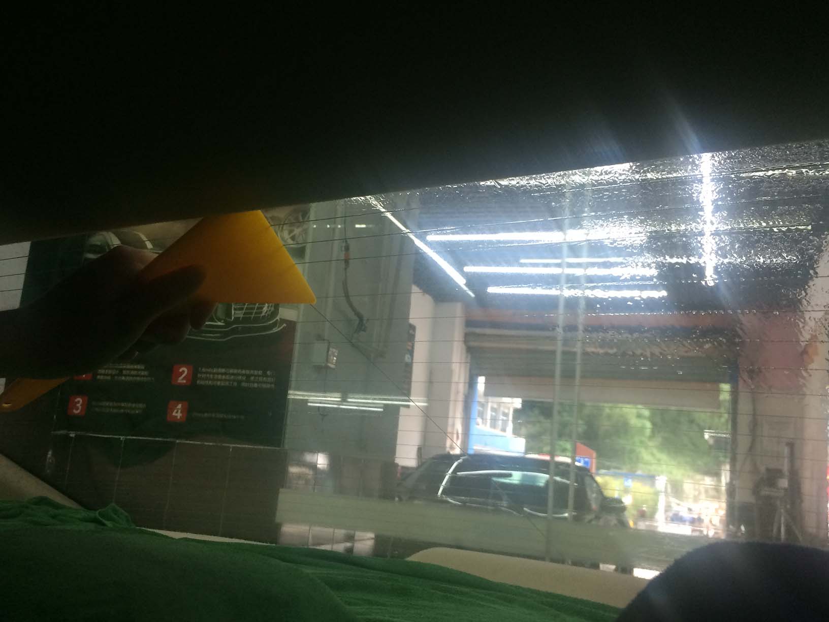 深圳壹捷汽车贴膜丰田皇冠龙膜作业案例分享