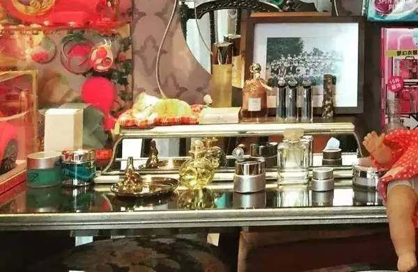 身为《欢乐颂》五美带货王,曲妖精的化妆台怎能错过