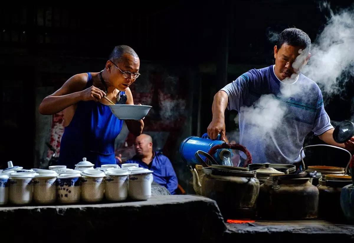 单反光圈快门感光度怎么配合,感光度光圈快门最佳设置表格