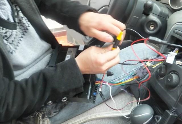 汽车导航安装视频教程,汽车安装导航大概多少钱