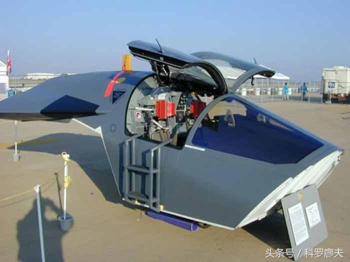 航空公司为什么不给乘客配降落伞,为什么航空公司不给员工配伞