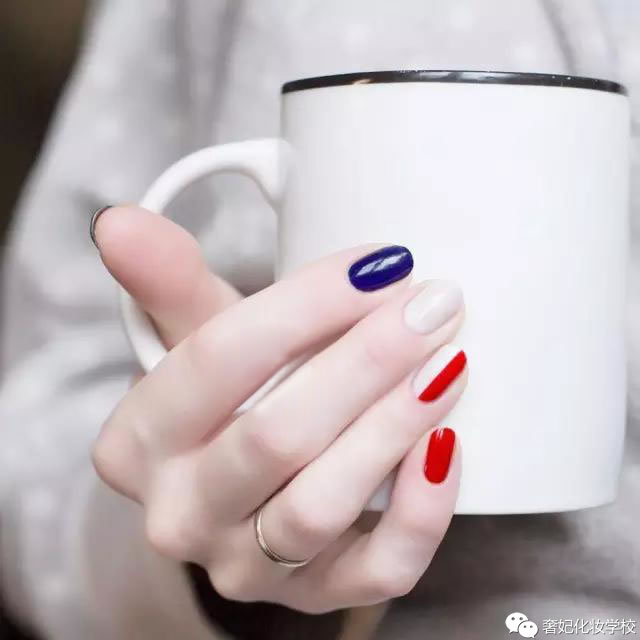 二十款超好看的美甲,超好看的四款美甲