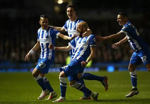 布莱顿位居英超首榜第一名,布莱顿vs曼城列队欢迎