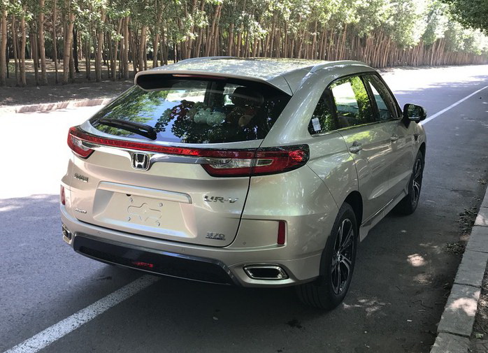 沉浸式体验2020款本田urv四驱顶配,空间无敌的瓦罐车