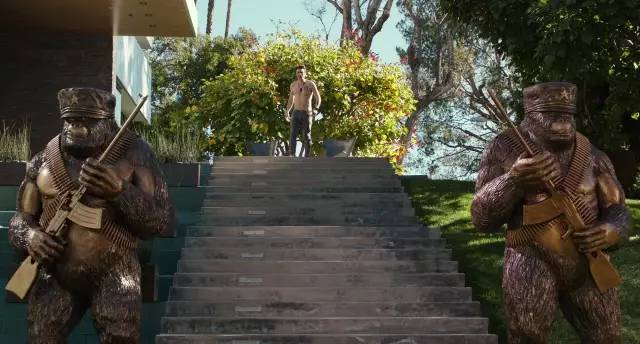 好莱坞最腐的男星之一“腐兰兰”搞基搞到女朋友的老爸身上！