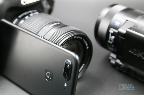 s10+拍照评测,新品s10拍照手机光感