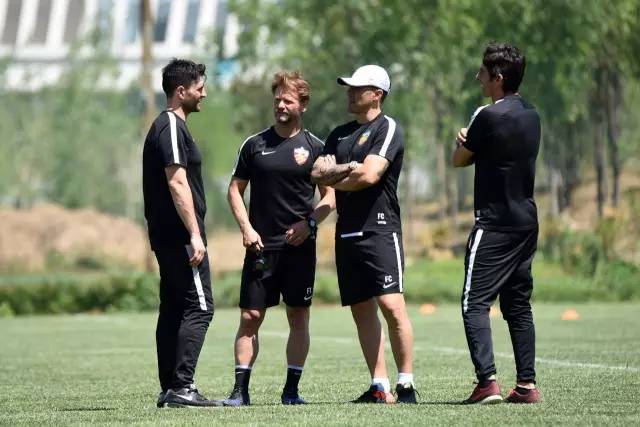 泰达对津门德比,泰达权健德比