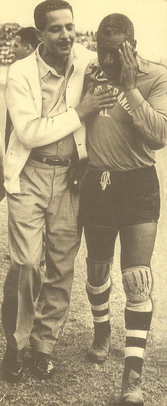 头条问答：黑人为何不出好门将？