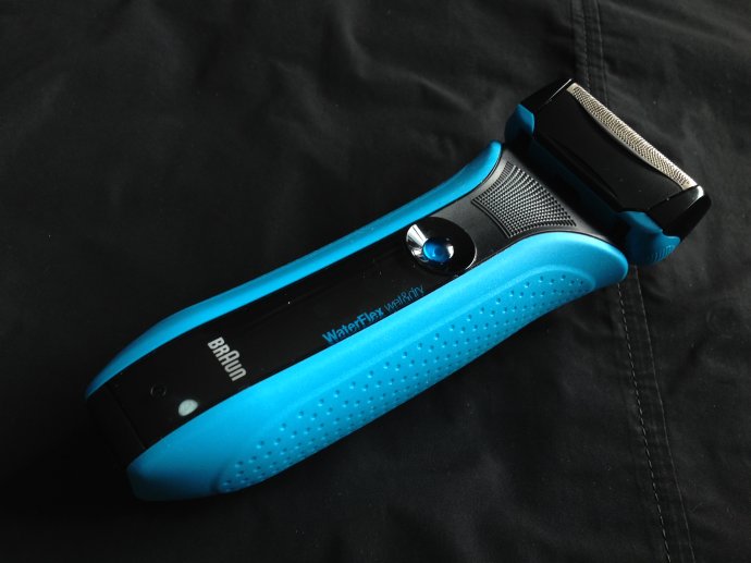 德国博朗剃须刀测评 (博朗braun剃须刀介绍)