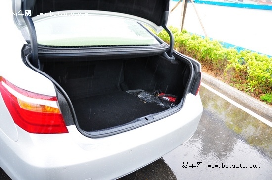 老车雷克萨斯is300,海阔试车雷克萨斯ls460l