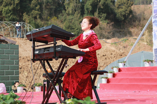 放歌巴中决赛冠军,巴中唱歌比赛现场