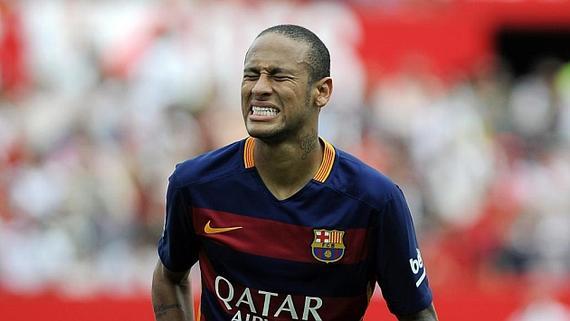 百变发型：洗剪吹男神内马尔的时尚之路