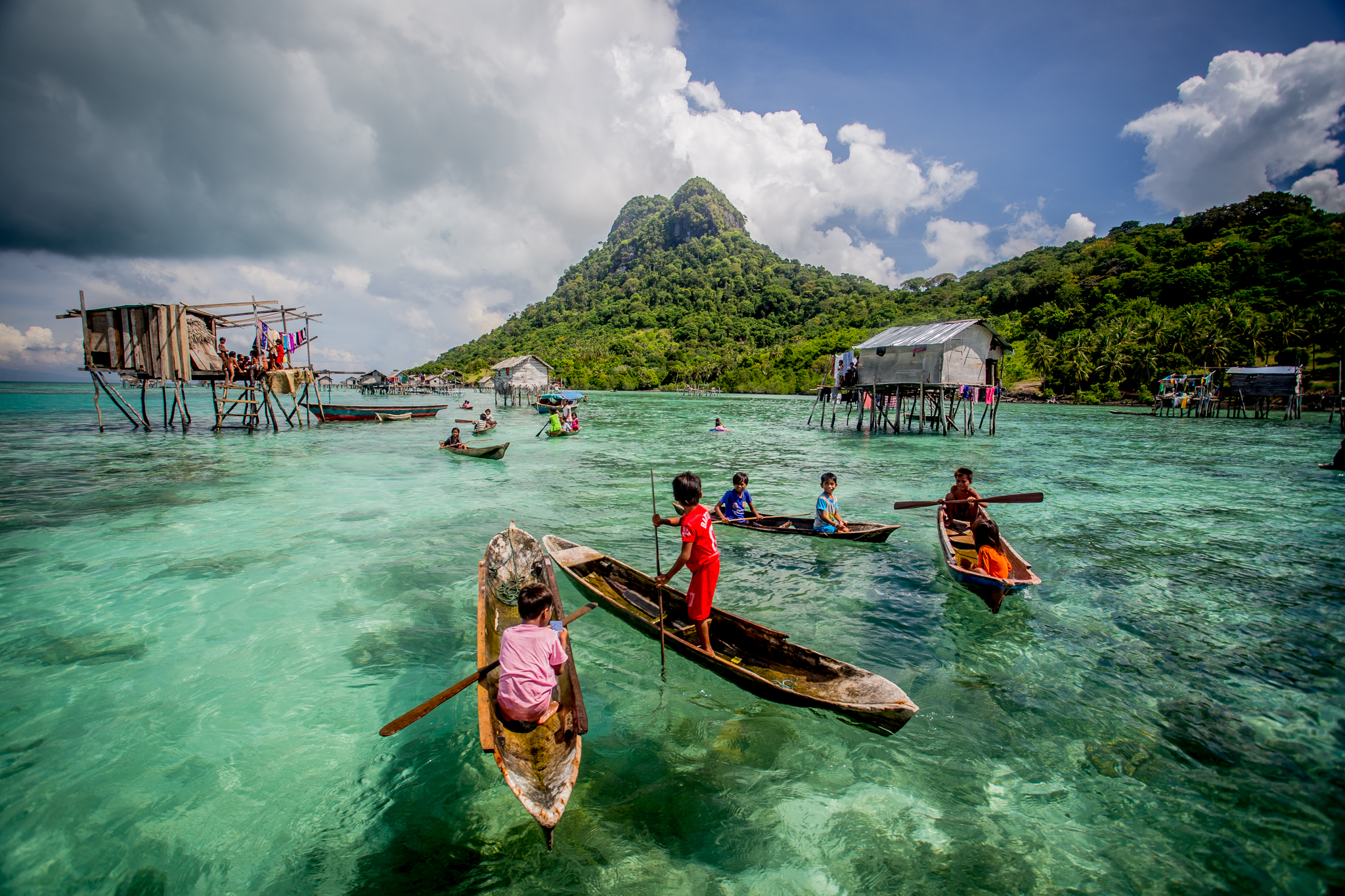 揭秘四大部落的“自残”习俗他们都是一群游荡的吉普赛