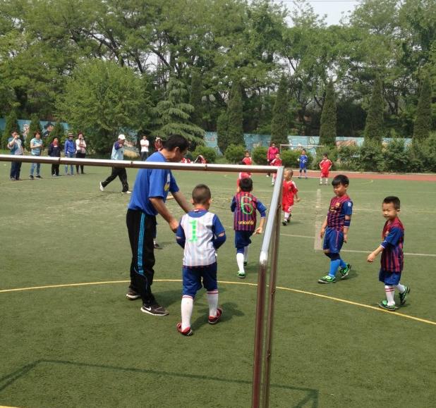 征文刊载：启蒙足球幼师的谆谆足球梦！