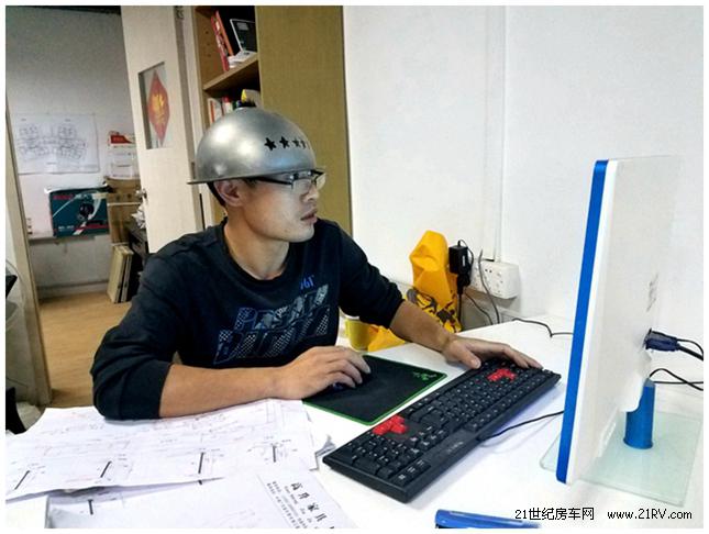 专业房车改装全过程,房车改装全过程c型