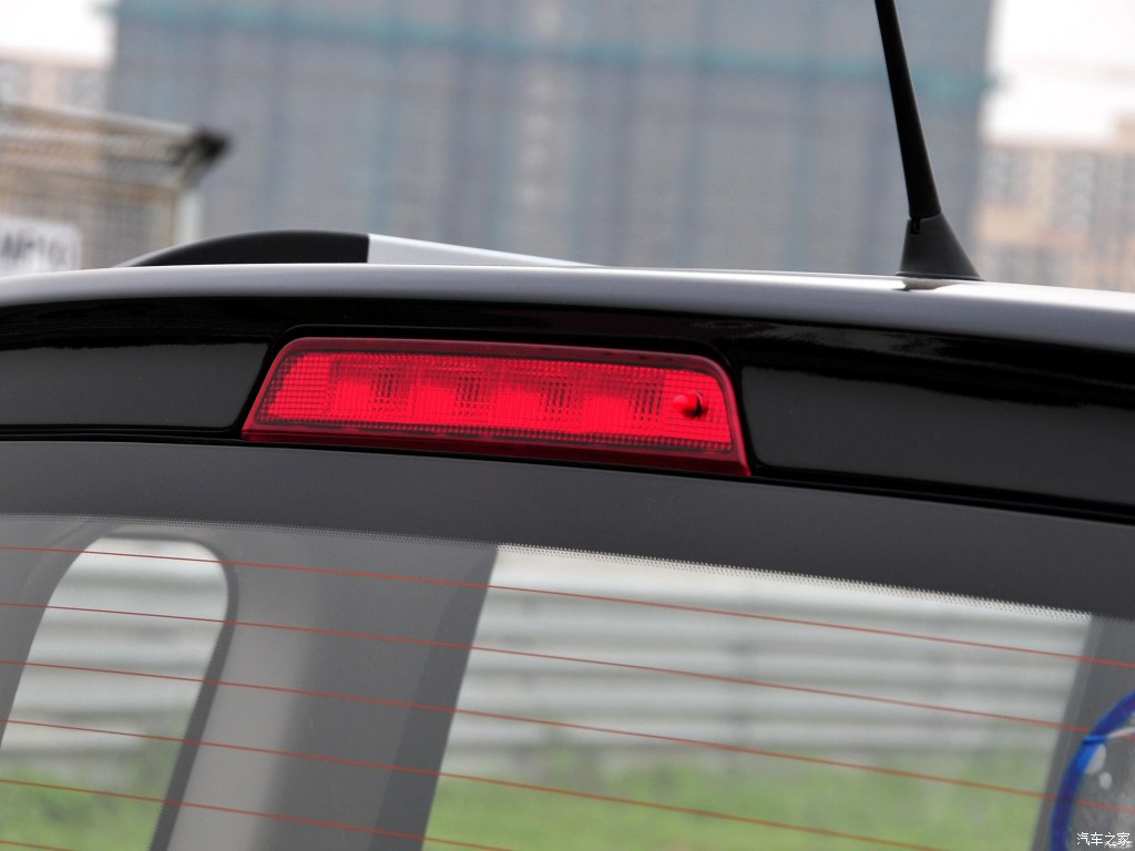 欧力威1.4手动珠峰版,欧力威x6尊享和珠峰版