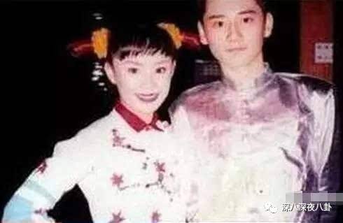 作为博纳的老板娘，开火锅店半个娱乐圈都来捧场，就问厉害不