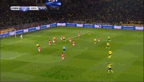 大黄蜂神童闪耀世预赛，这支美国男足的领军人只有18岁！