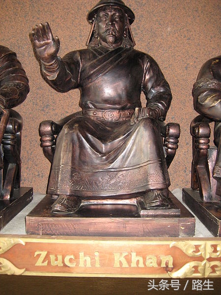 成吉思汗娶了多少老婆,成吉思汗有过多少个老婆