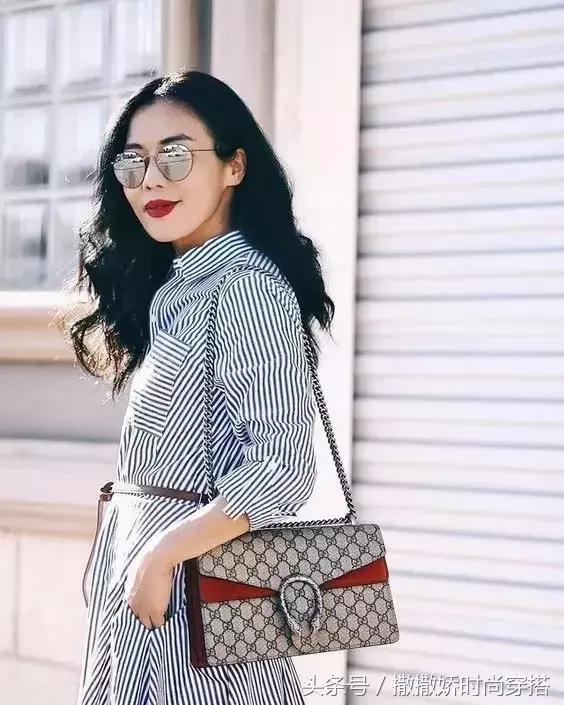 leboy包包黑色好看还是灰色好看,最近流行lv手提包