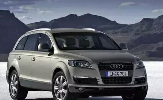 足球巨星c罗的座驾,顶级足球巨星的座驾大比拼