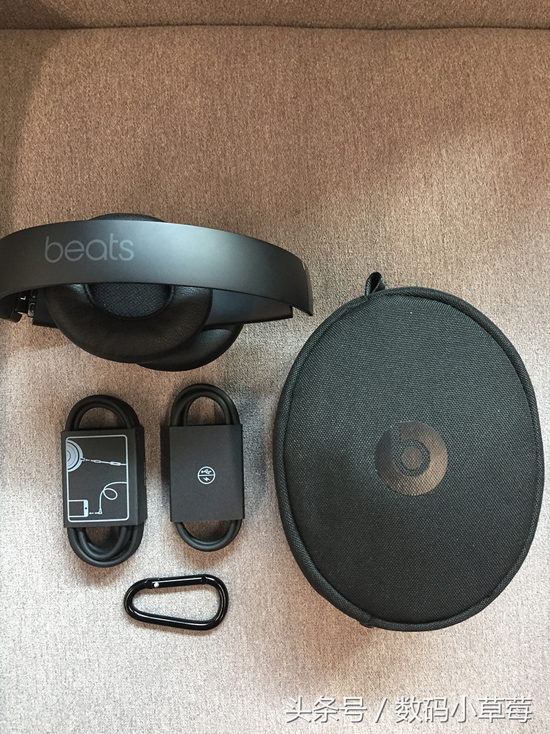 beatssolo3闪金色,五分钟闪充