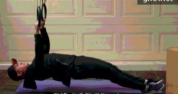 翼状肩胛骨可以练肩背吗,肩胛骨突出改善练习