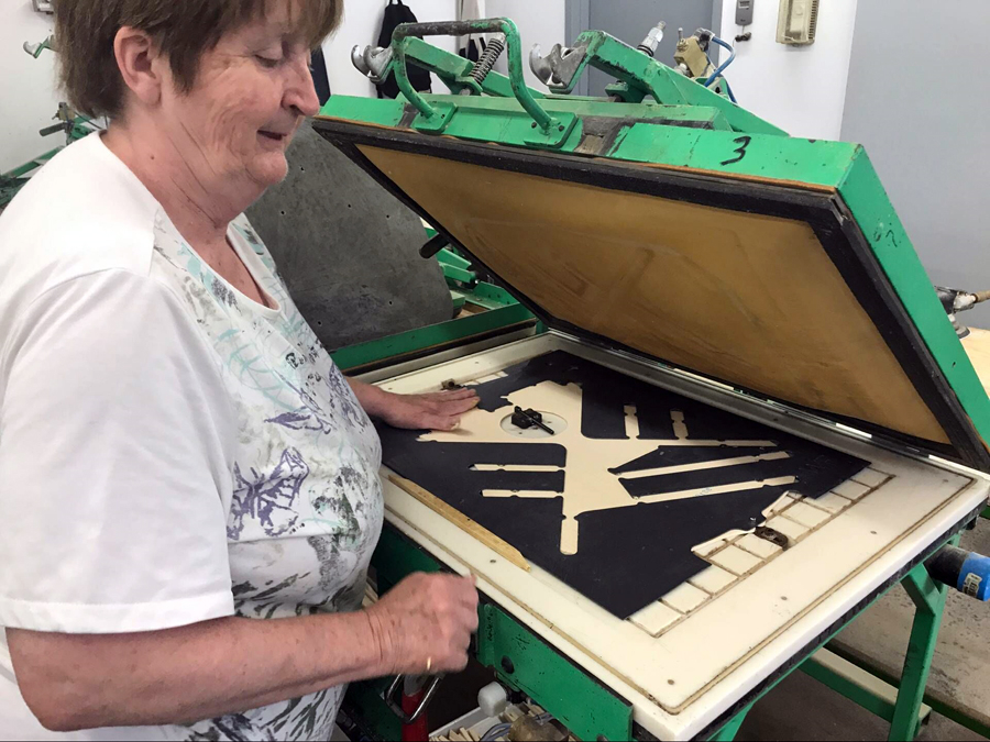 极速快报：弘力乐器2017加拿大Godin吉他工厂参观第一天精彩视频