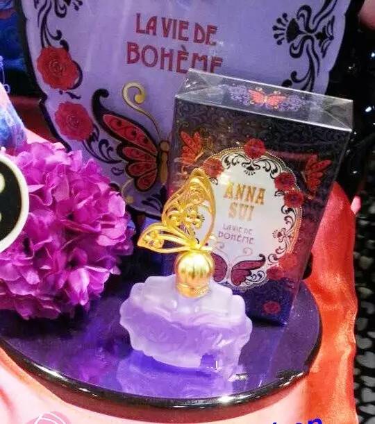 安娜苏独角兽香水属于什么档次,安娜苏美人鱼香水和独角兽香水