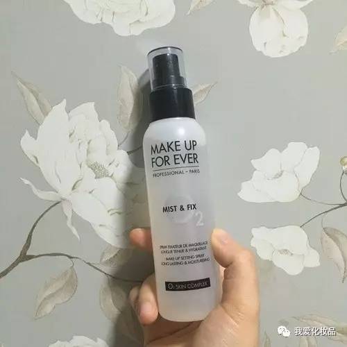 四十岁干皮敏感肌适合哪种护肤品,日本精华油哪一款适合干皮敏感肌